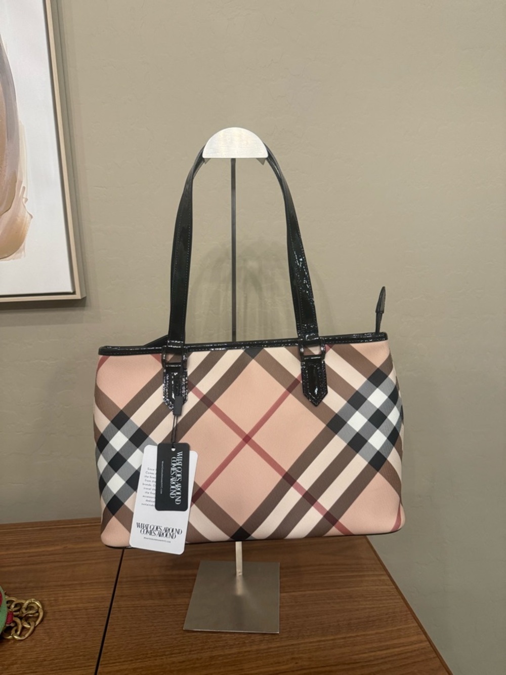 *NWT Burberry Haymarket Check Reversible Tote - Picture 3 of 9